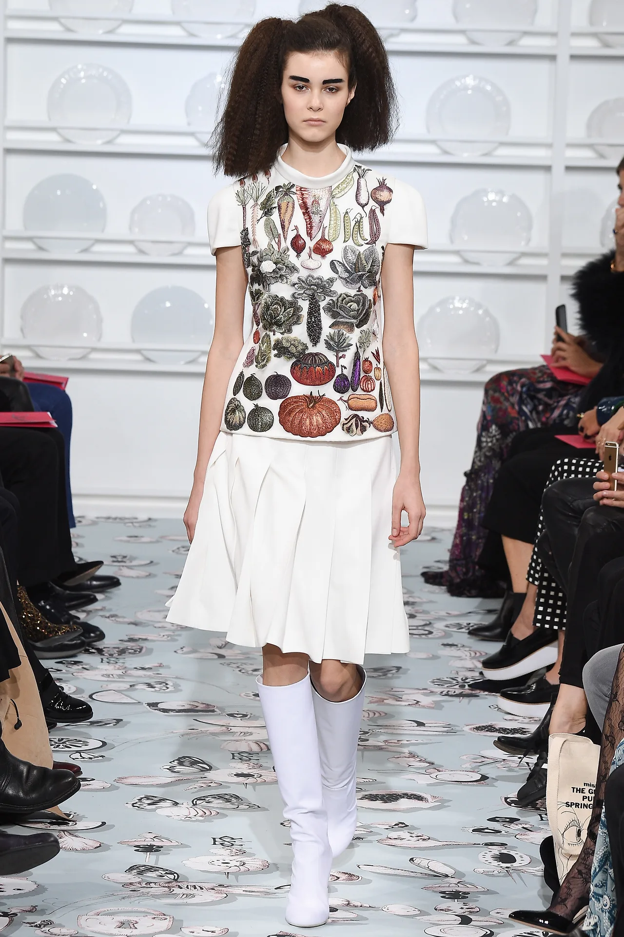 schiaparelli-spring-2016-ellevietnam(4)