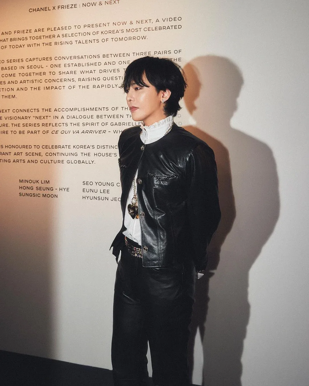 G-dragon - chanel x frieze