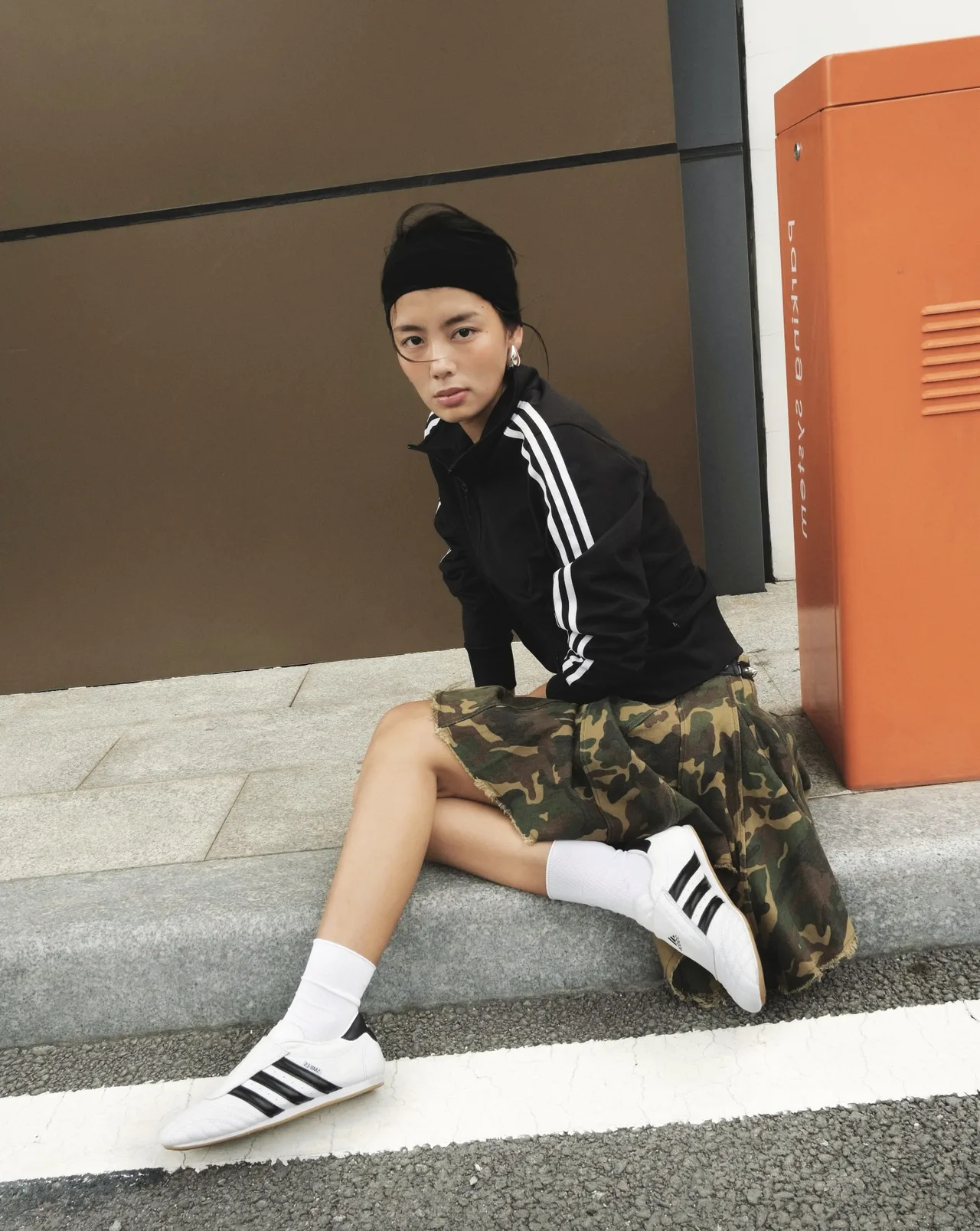 adidas giày thể thao