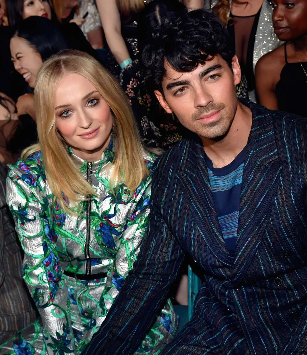 elle việt nam joe jonas 05