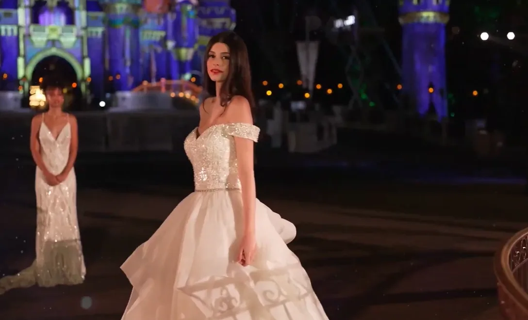 váy cưới của disney