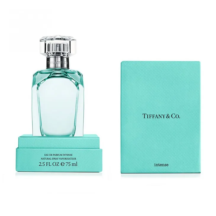 Nóc hoa Tiffany & Co Intense for Women phiên bản này tự hào với mùi hương của quýt, hoa diên vĩ và hổ phách xạ hương. Nóc hoa Tiffany & Co Intense for Women phiên bản này tự hào với mùi hương của quýt, hoa diên vĩ và hổ phách xạ hương.