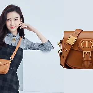diễn viên cảnh điềm đeo túi dior bobby