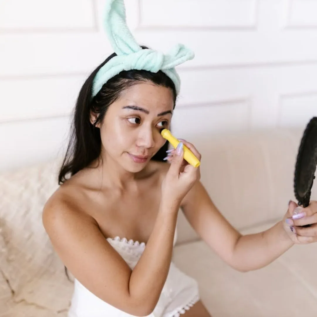 Các bước trang điểm với triệt sắc