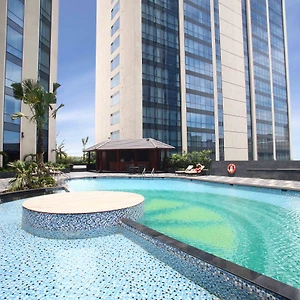 Trải nghiệm mùa hè tươi mới tại Crowne Plaza West Hanoi