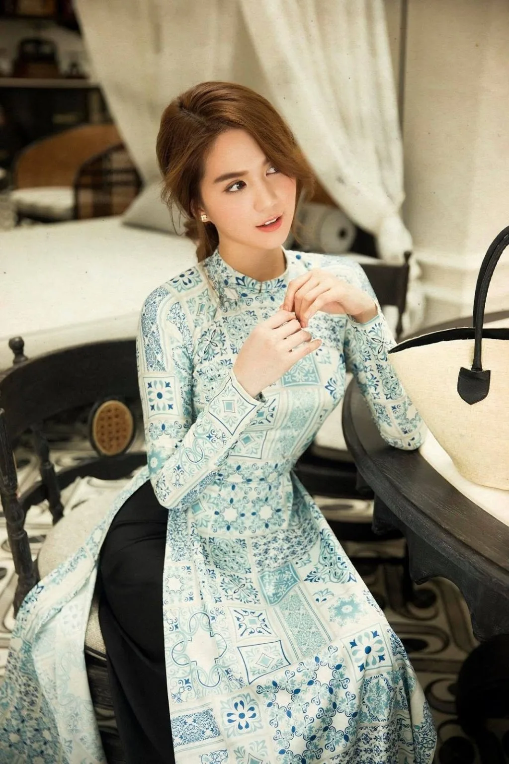 kiểu tóc đẹp áo dài 04a kiểu tóc đẹp áo dài 04a