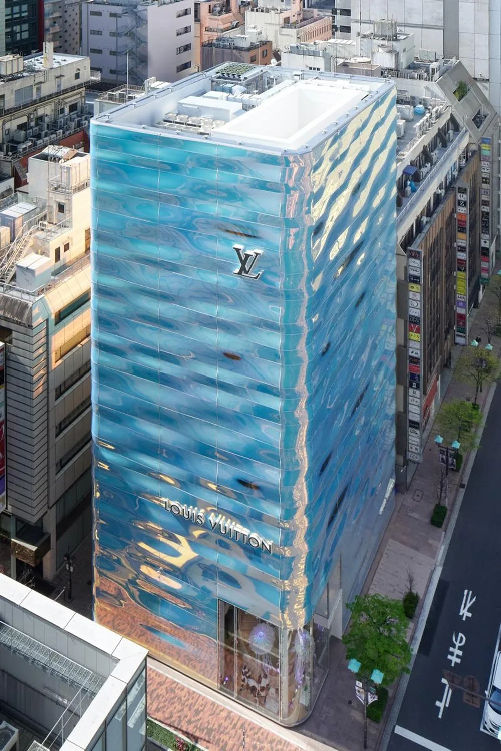Louis Vuitton tại Tokyo