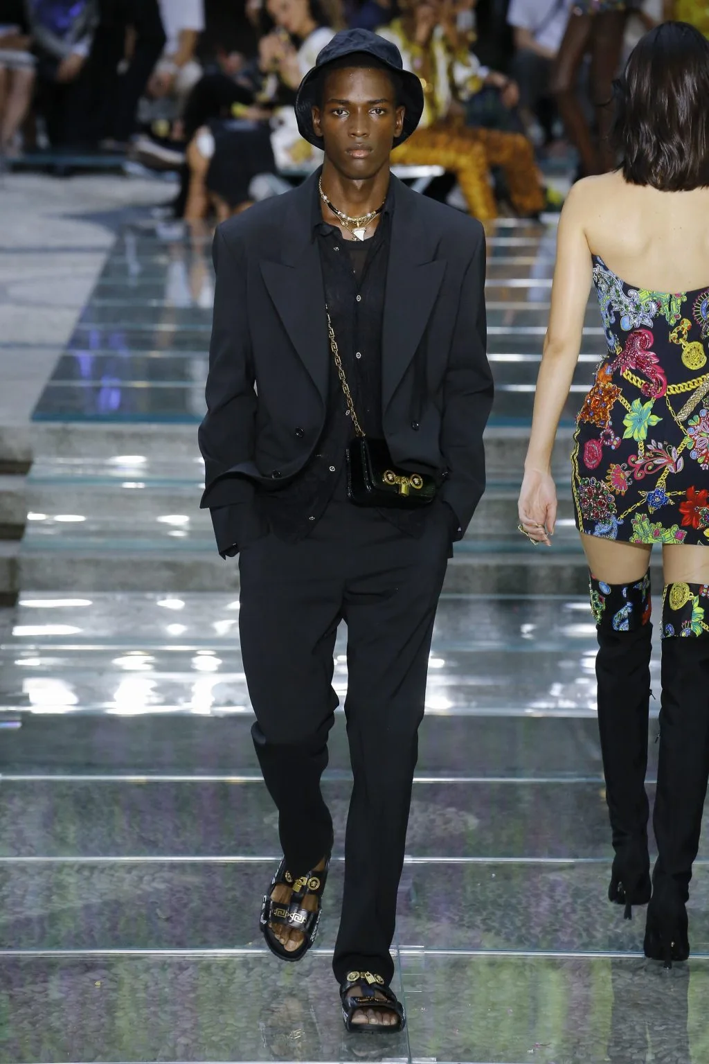 thương hiệu Versace