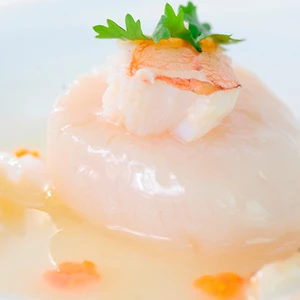 Ấm áp yêu thương Ngày của Mẹ tại khách sạn The Reverie Saigon