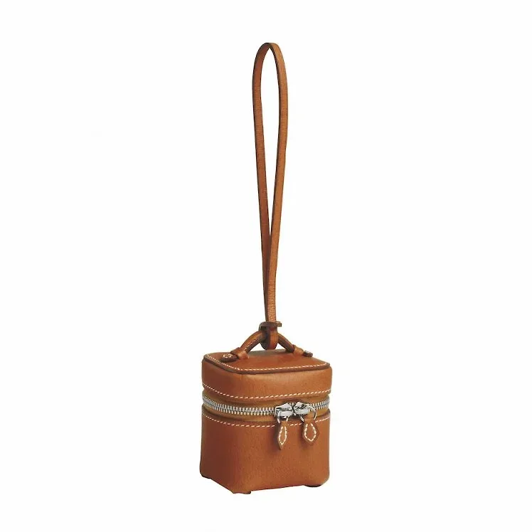 Sự sang trọng đích thực của kỷ nguyên mới gọi tên những thiết kế minh bạch về nguồn gốc.