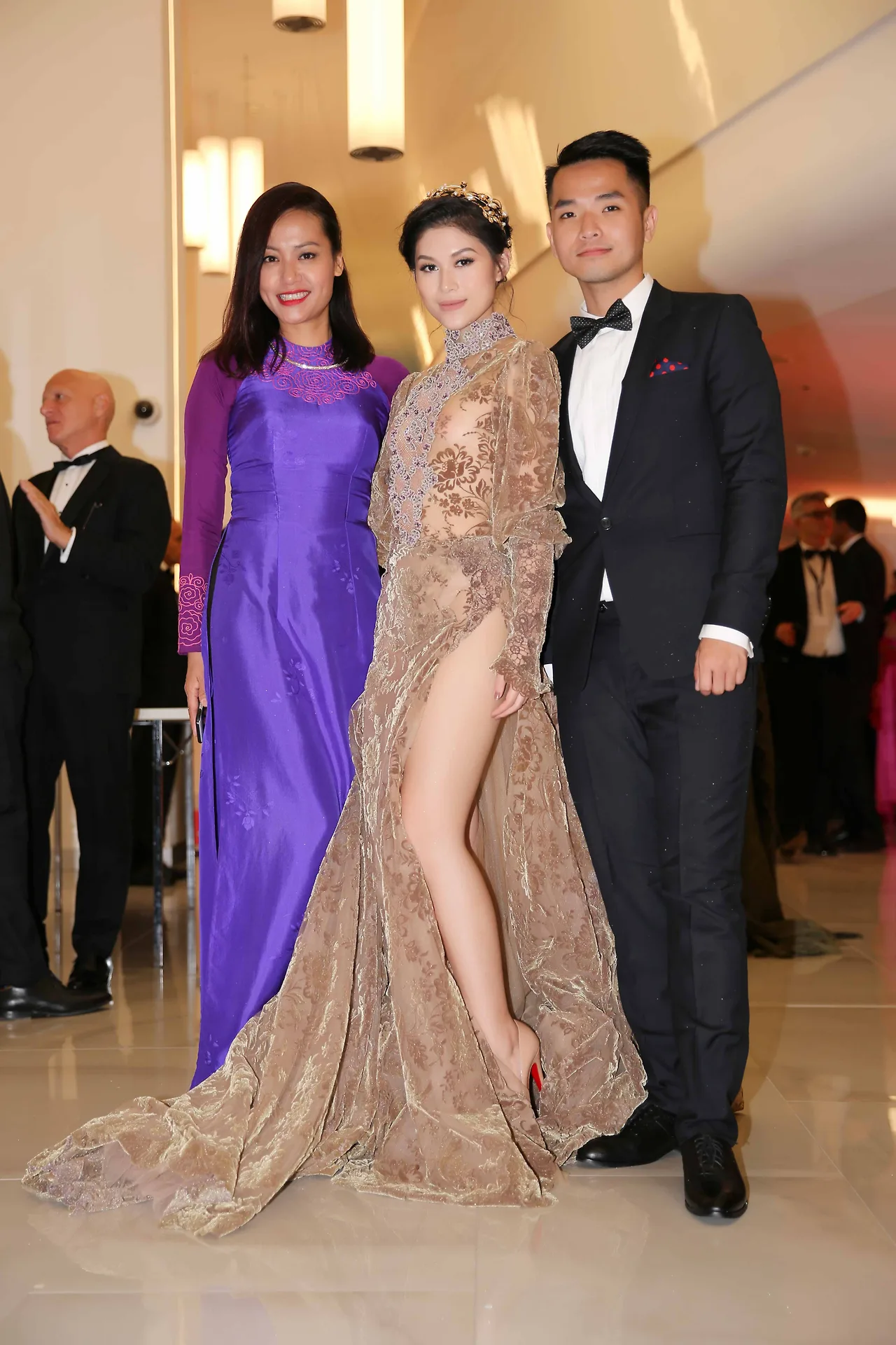 ngoc thanh tam - cannes 70 - elle vietnam 11
