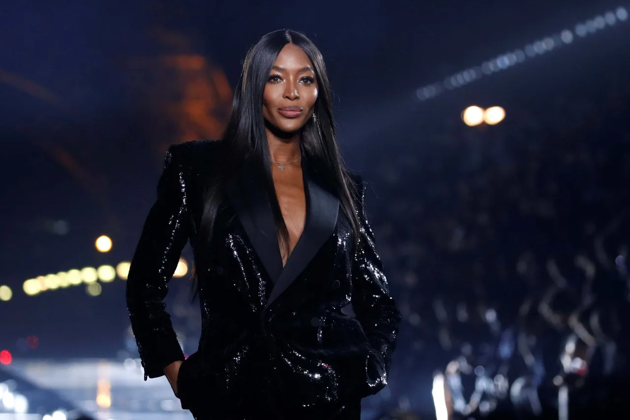 Sàn diễn Xuân - Hè 2020 của Saint Laurent