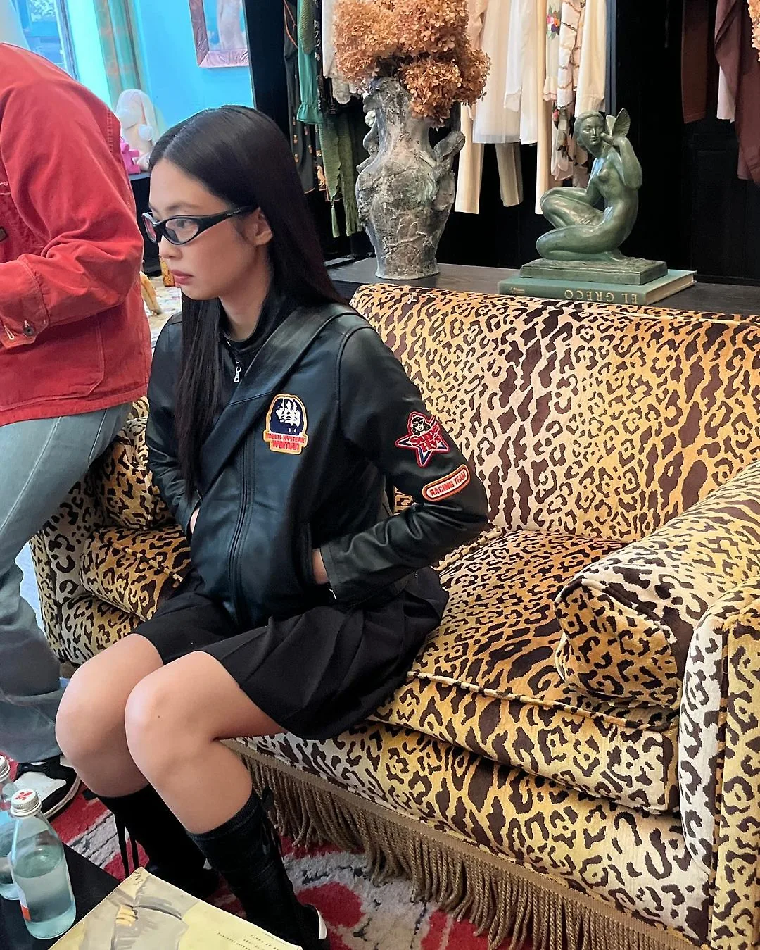 jennierubyjane đồ thể thao da