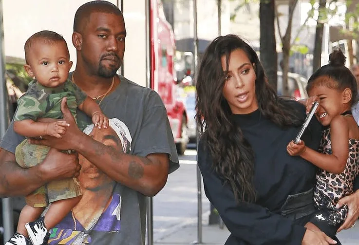 elle việt nam kardashian 09