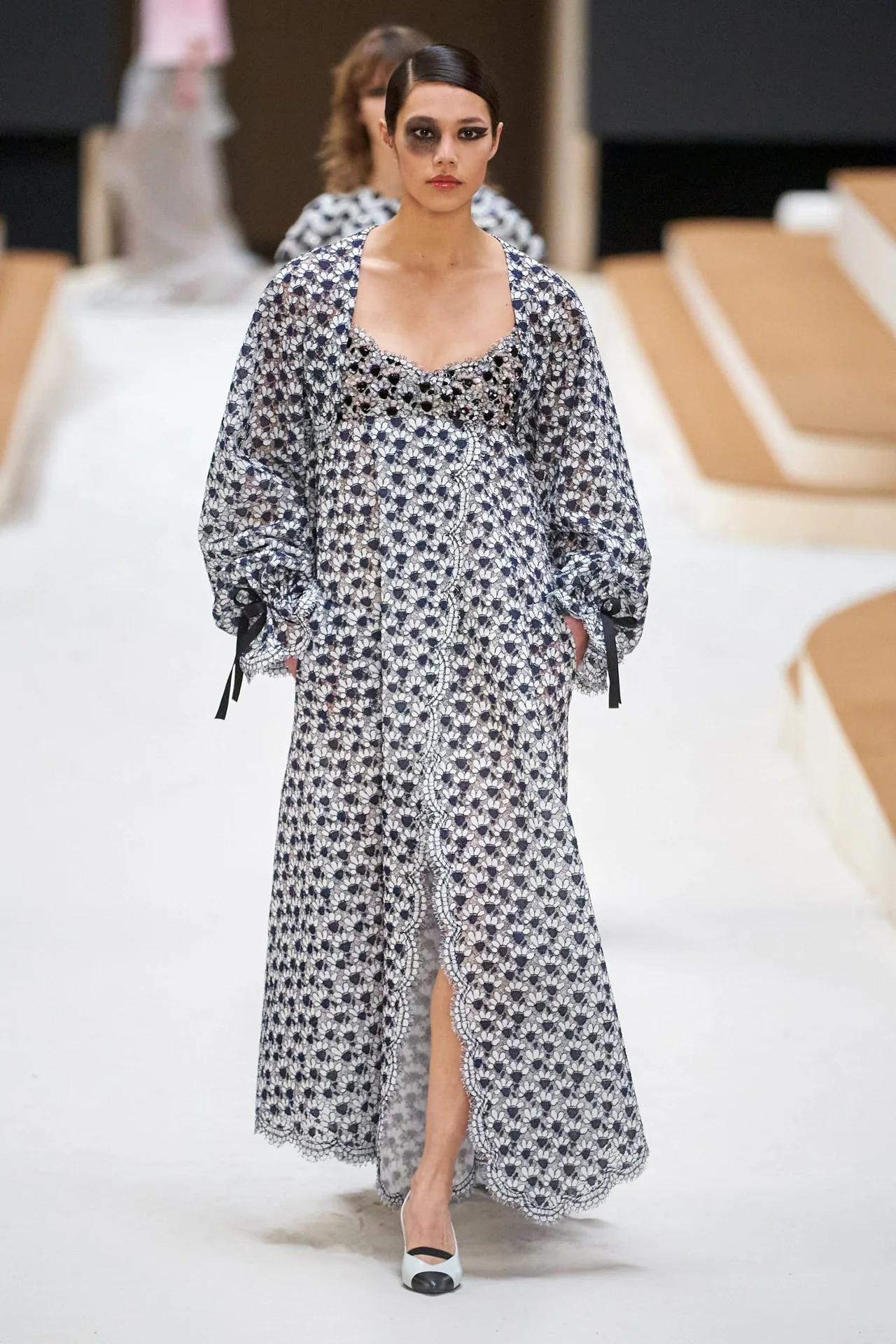 Chanel Couture Xuân Hè 2022 look 23