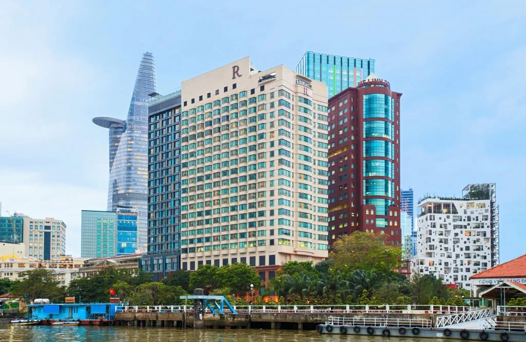 2-2016 Exterior_From_Boat_8665_V2
