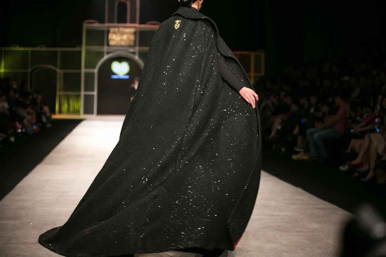 I HATE FASHION thả “Ký ức những mùa đông cũ kỹ” vào BST Thu-Đông 2016 tại VIFW - ELLE VN