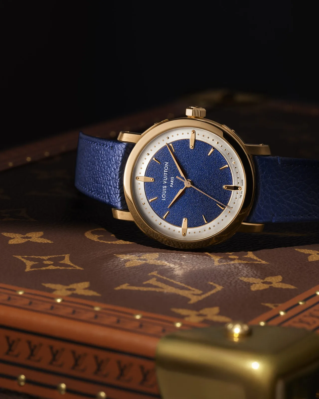 đồng hồ louis vuitton