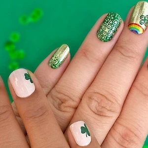 Những ý tưởng nail đẹp màu xanh mát mắt lấy cảm hứng từ trào lưu #trashtag đang thịnh hành