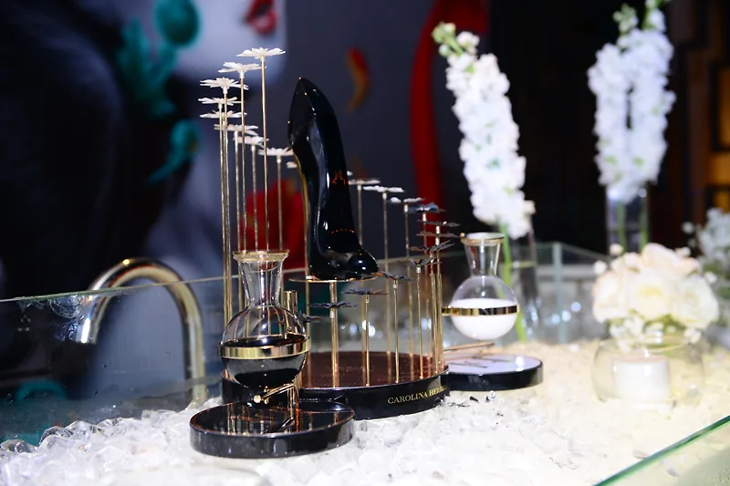 Goodgirl cocktail party, tôn vinh những đôi giày cao gót và nữ quyền