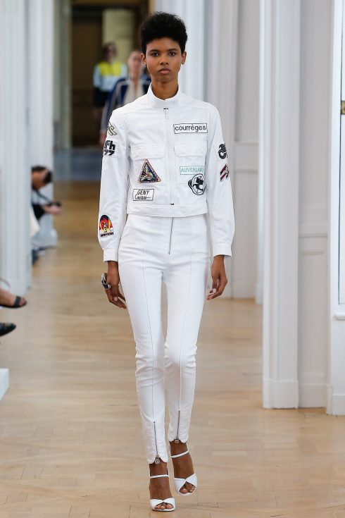 BST Xuân-Hè 2017 của Courrèges