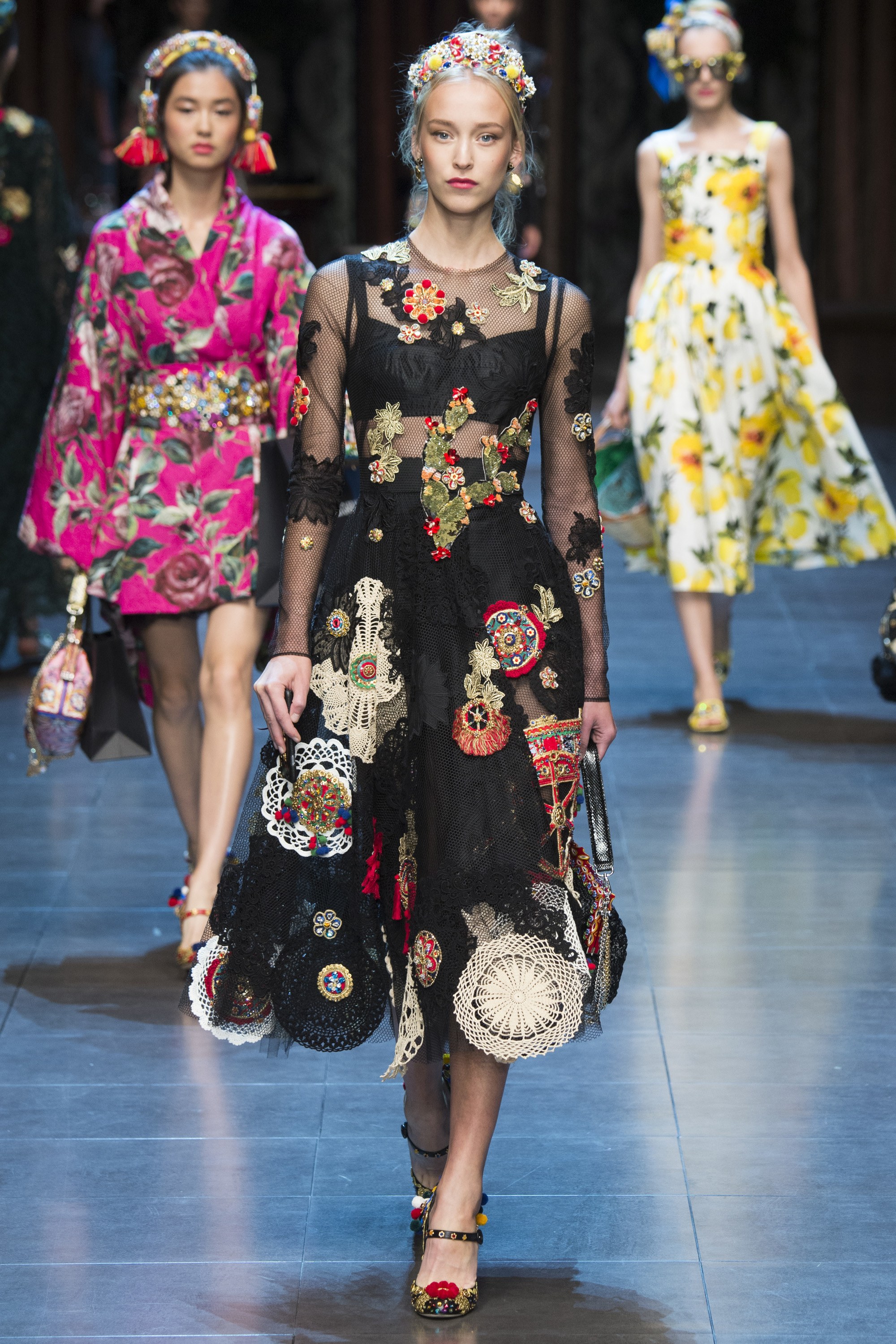 Bộ sưu tập Dolce&Gabbana Xuân Hè 2016 - Ellevn