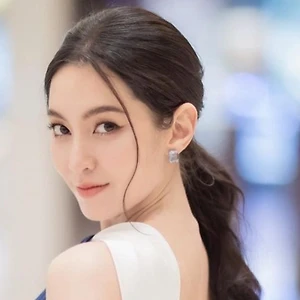 Mỹ nhân Thái Lan Ranee Campen tiết lộ bí quyết giữ dáng xinh