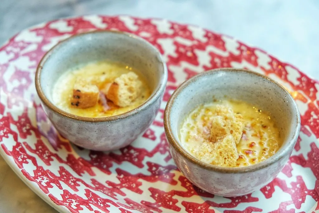 Crème brulee thưởng trà