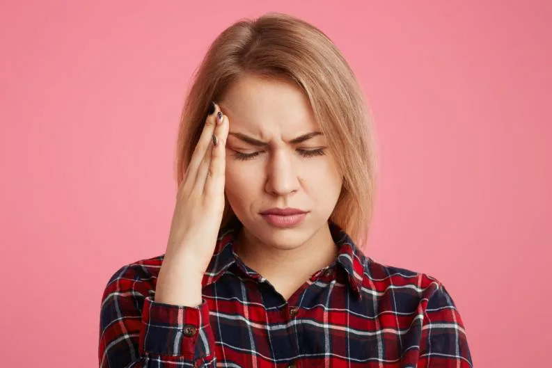 cơ thể thiếu nước nhức đầu cơ thể thiếu nước nhức đầu