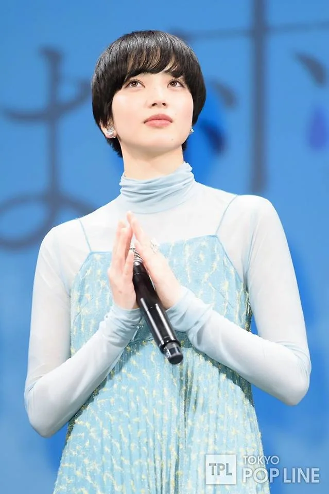 phong cách thời trang nữ tính Nana Komatsu 8
