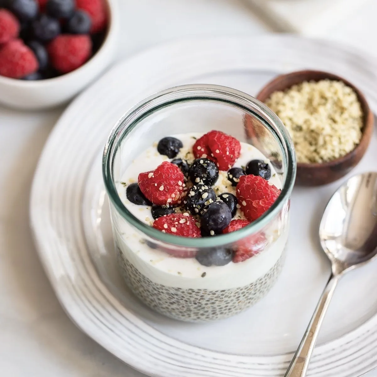 Cốc chia pudding ngon miệng và ít đường huyết.