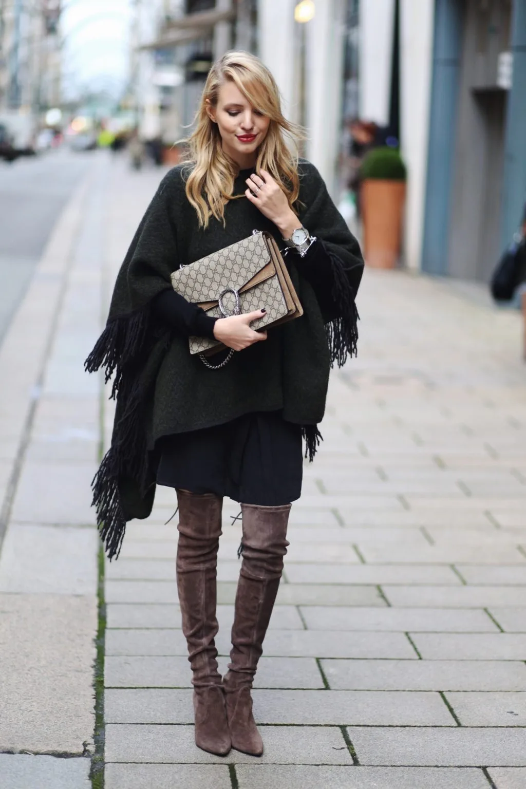 elle việt nam áo choàng poncho 13