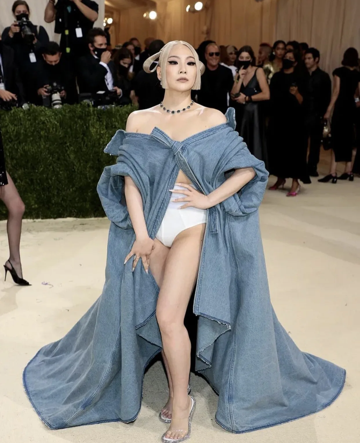 cl tại met gala 2021 manhattan
