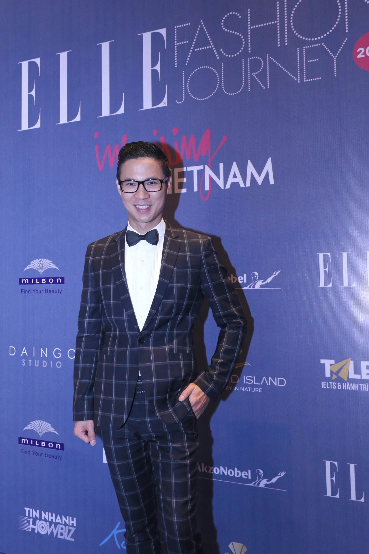 Trang phục của sao trên thảm đỏ ELLE Fashion Journey 2016 - ELLE Vn