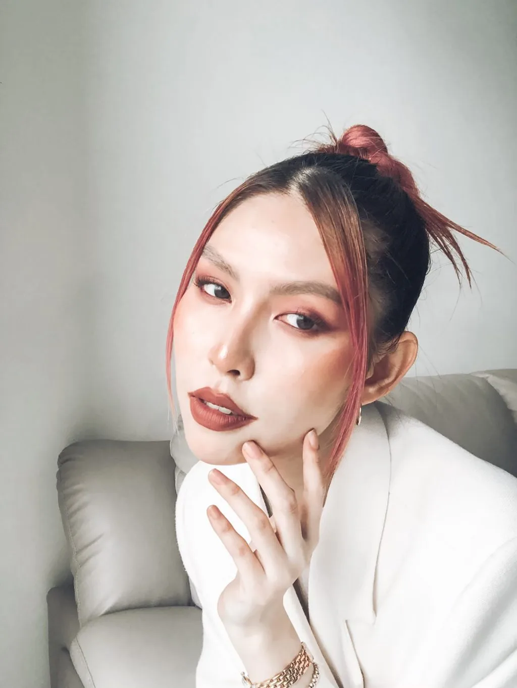 làn da của Thùy Dương làn da của Thùy Dương