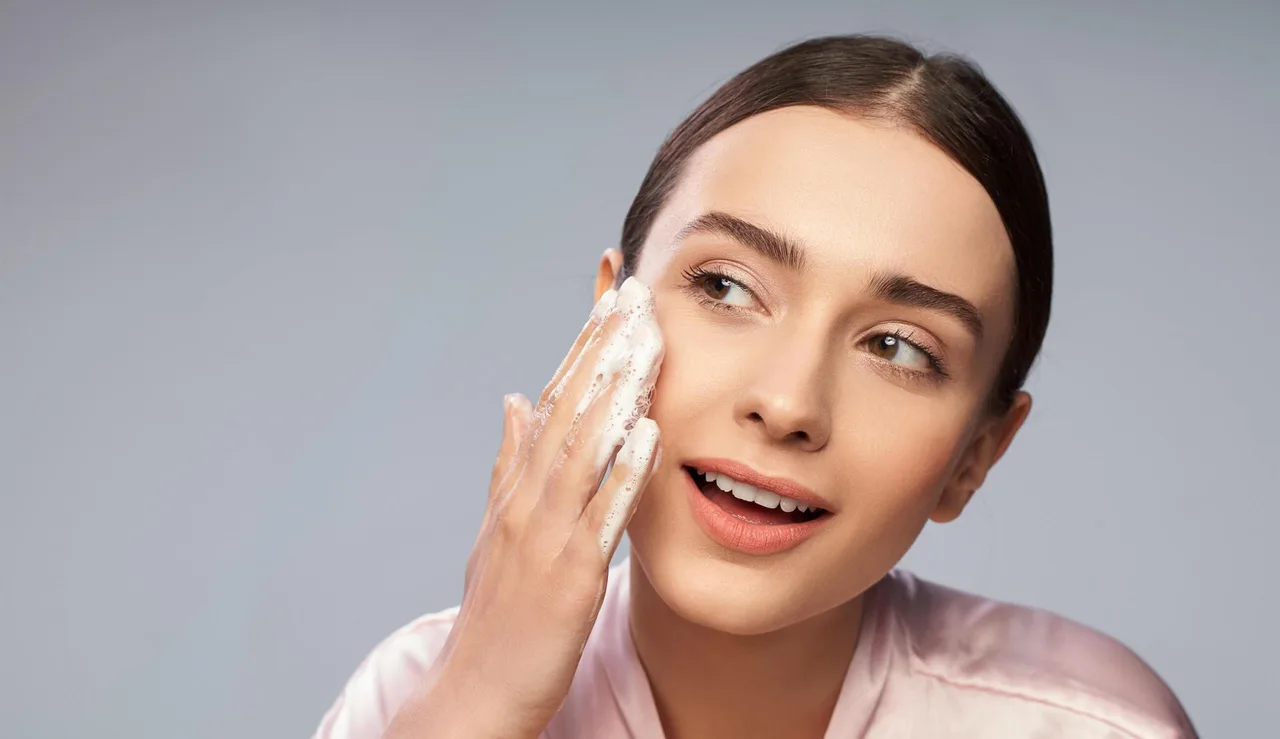 cách rửa mặt đúng cách rửa mặt đúng