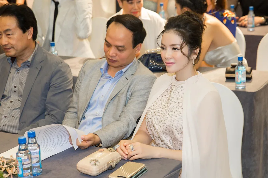 Lý Nhã Kỳ làm giám khảo tại cuộc thi Hoa hậu Đại dương 2017