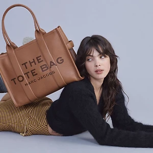 Túi tote da màu nâu Marc Jacobs