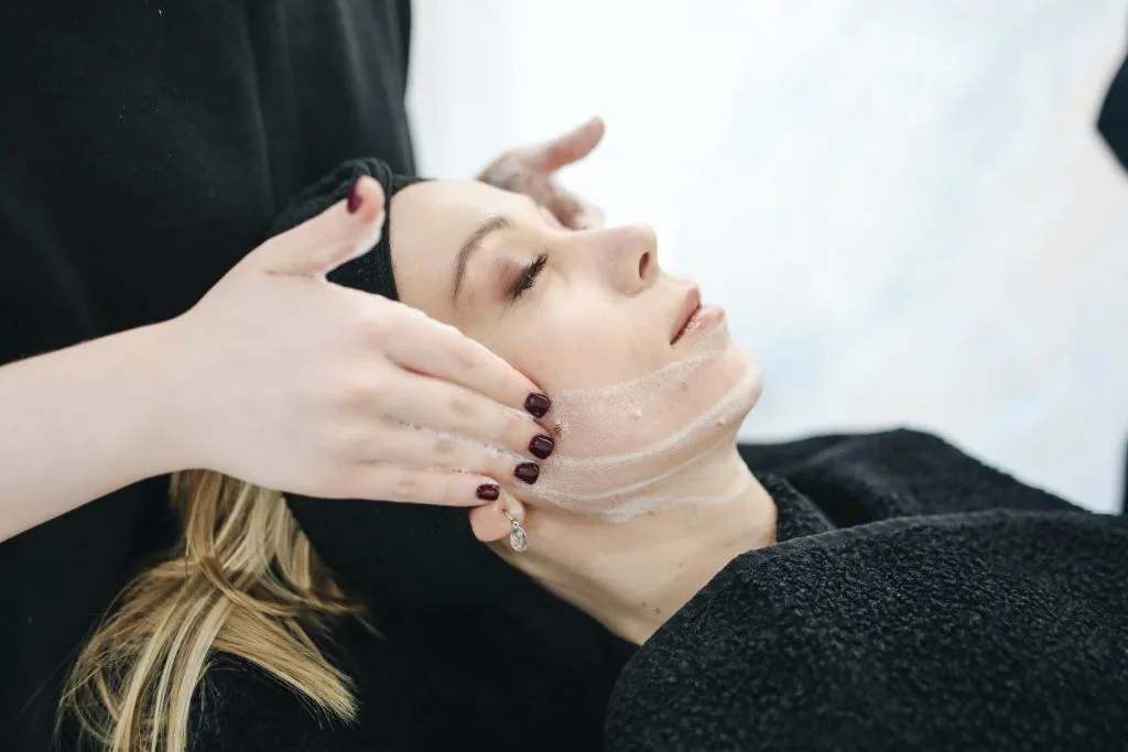 đắp mặt nạ nhuỵ hoa nghệ tây đắp mặt nạ nhuỵ hoa nghệ tây