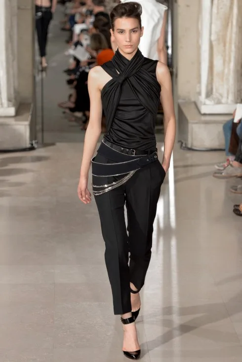 Thiết kế Haute Couture Thu Đông 2013-2014 của Bouchra Jarrar Thiết kế Haute Couture Thu Đông 2013-2014 của Bouchra Jarrar