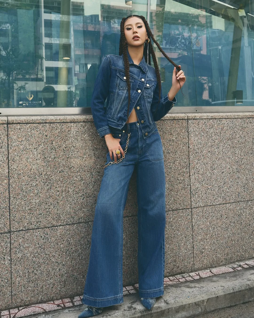 Áo khoác croptop denim
