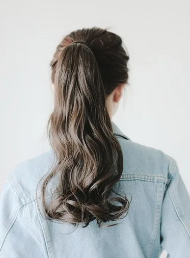 Kiểu tóc đẹp uốn xoăn