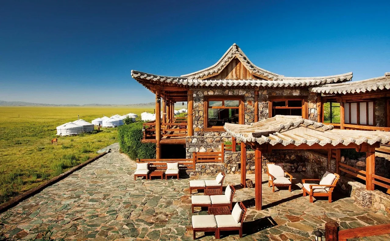 Nhà nghỉ Three Camel Lodge thân thiện với môi trường