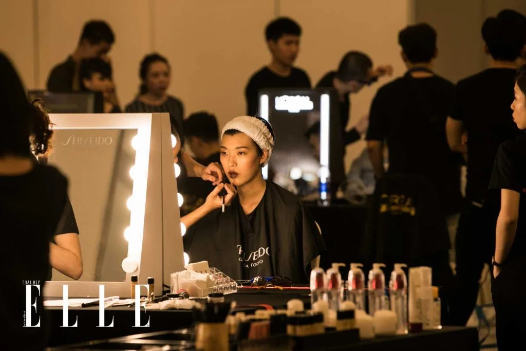 elle fashion journey 2018 hậu trường trang điểm Shiseido 6 elle fashion journey 2018 hậu trường trang điểm Shiseido 6