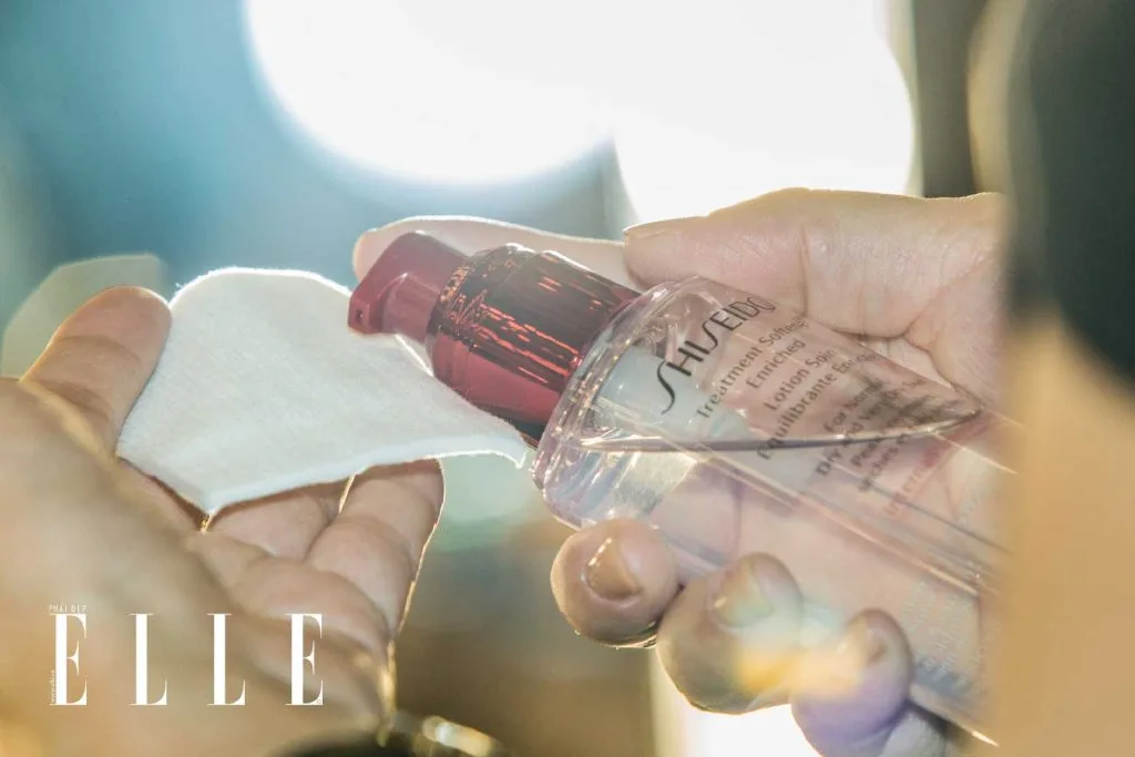 elle fashion journey 2018 hậu trường trang điểm shiseido san pham 4 elle fashion journey 2018 hậu trường trang điểm shiseido san pham 4