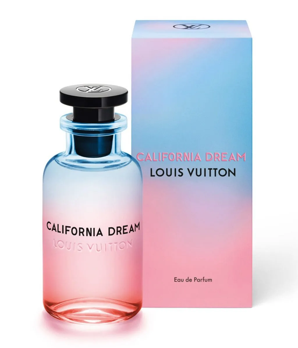 Louis Vuitton California Dream không chỉ sở hữu thiết kế tinh xảo mà mùi hương cũng rất đặc biệt và thu hút. Đây là sự lựa chọn phù hợp cho nàng vào thời điểm lễ hội và tiệc tùng cuối năm. Louis Vuitton California Dream không chỉ sở hữu thiết kế tinh xảo mà mùi hương cũng rất đặc biệt và thu hút. Đây là sự lựa chọn phù hợp cho nàng vào thời điểm lễ hội và tiệc tùng cuối năm.