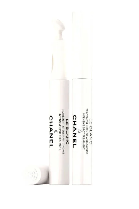 Top 7 sản phẩm trị thâm mụn và tàn nhang - Chanel