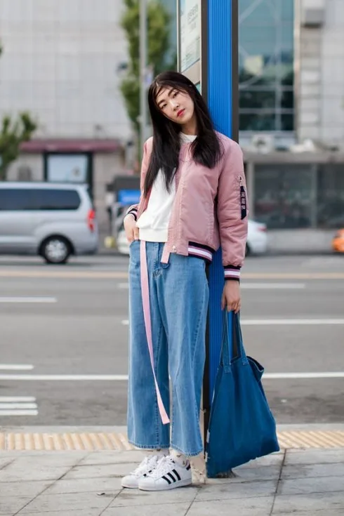 Thời trang đường phố là phương tiện truyền tải cái nhìn thẩm mỹ cá nhân một cách trực diện.