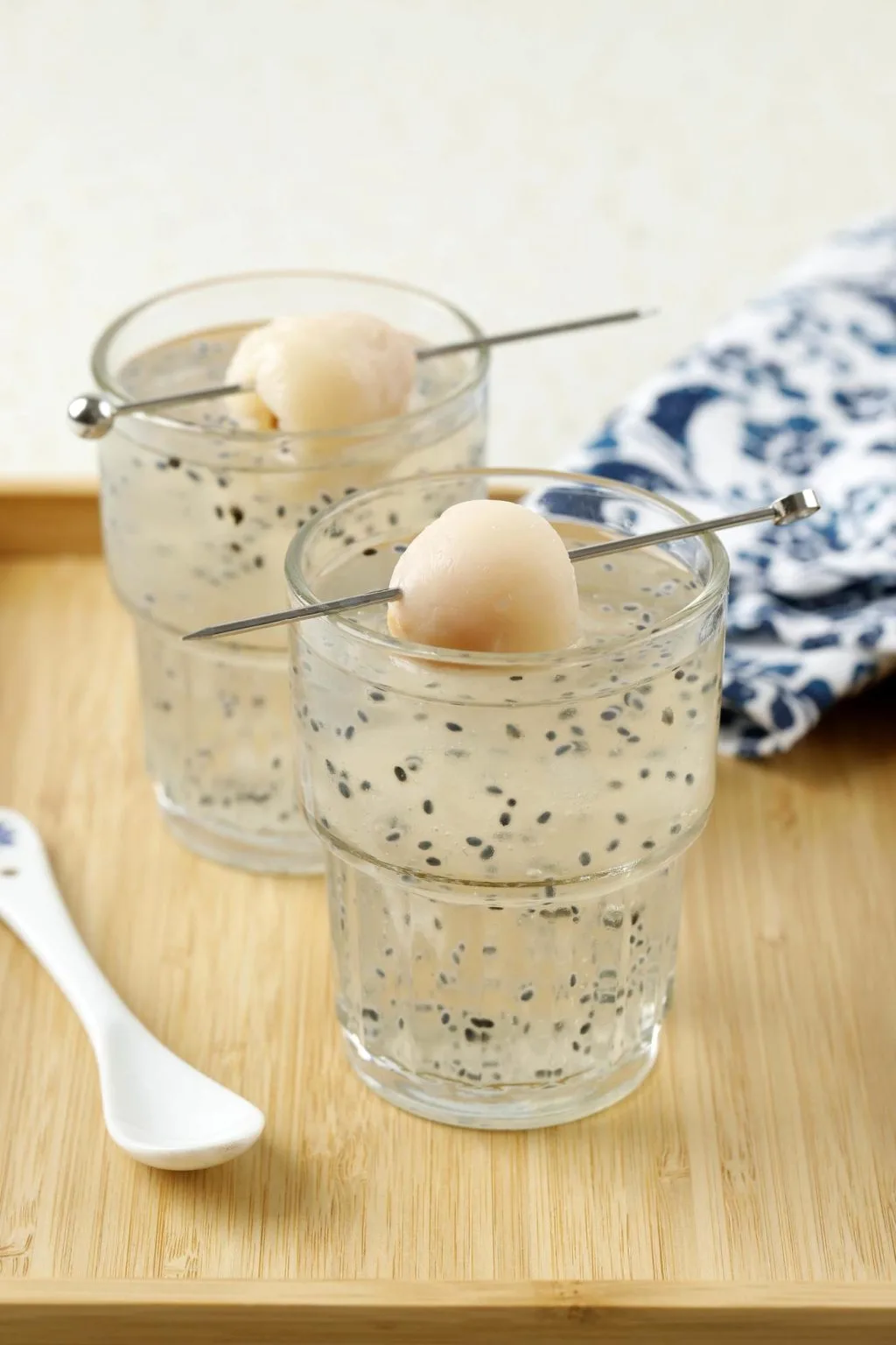 nước yến hạt chia