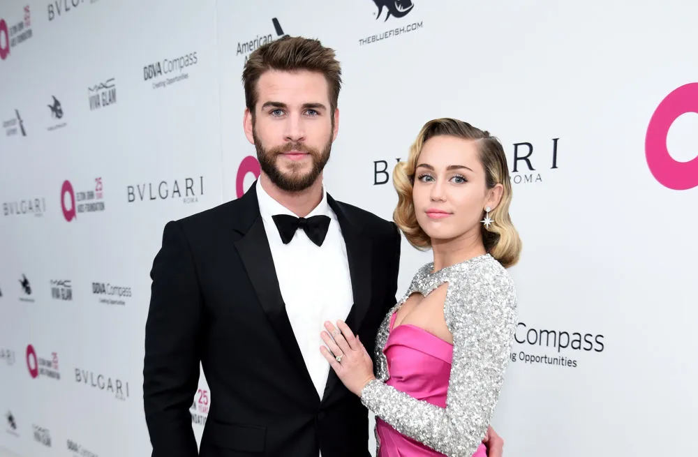 tóc ngắn Miley Cyrus và Liam Hemsworth tóc ngắn Miley Cyrus và Liam Hemsworth